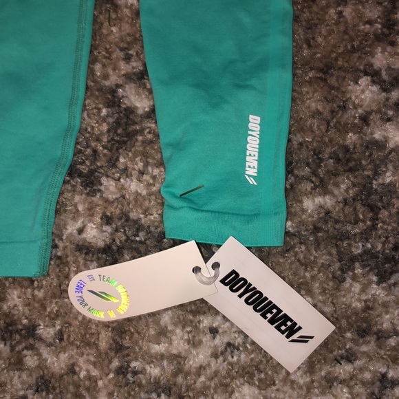 Doyoueven DYE Scrunch Seamless Leggings - Bright Teal - XS - Picture 5 of 5